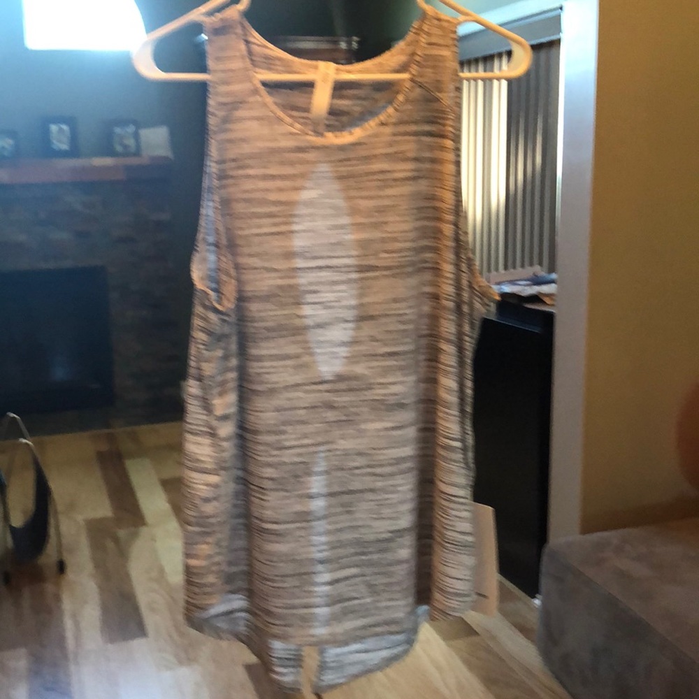 Lululemon workout tank top